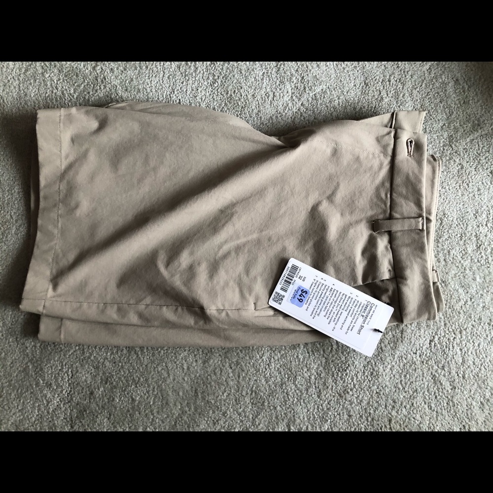 Lululemon NWT men’s commission shorts